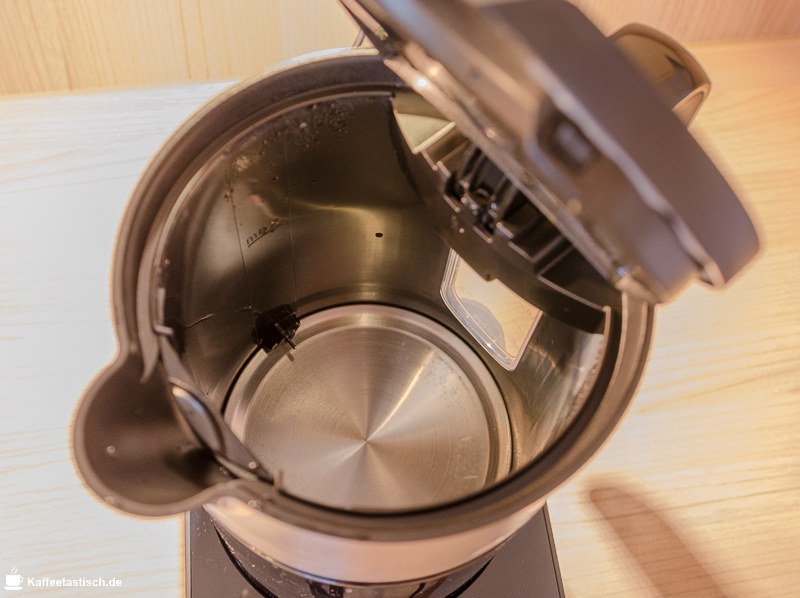 test Bosch TWK8613P wasserkocher blick nach innen testbericht Bosch TWK8613P wasserkocher blick nach innen