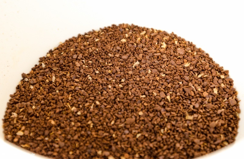 French Press Anleitung Schritt 1 Kaffee grob mahlen schritt für schritt anleitung kaffeepresse
