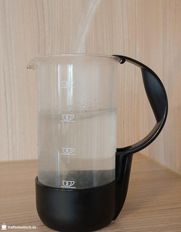 French Press Anleitung Schritt 2 pressstempelkanne ausspülen und vorwärmen schritt für schritt anleitung kaffeepresse