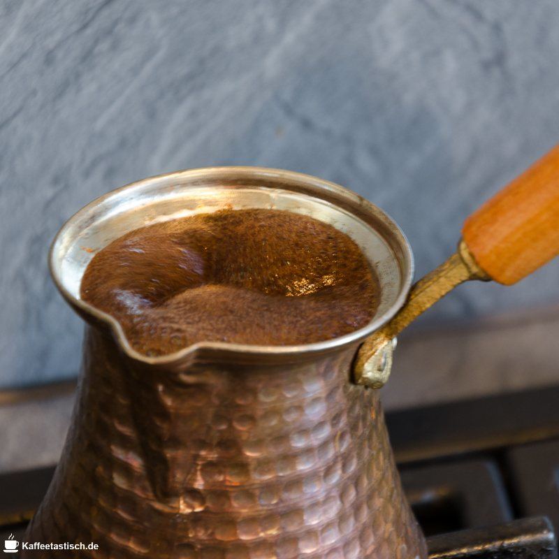 Anleitung türkischer kaffee zubereitung kaffee aufwallen lassen Anleitung türkischer mokka zubereitung kaffee aufwallen lassen